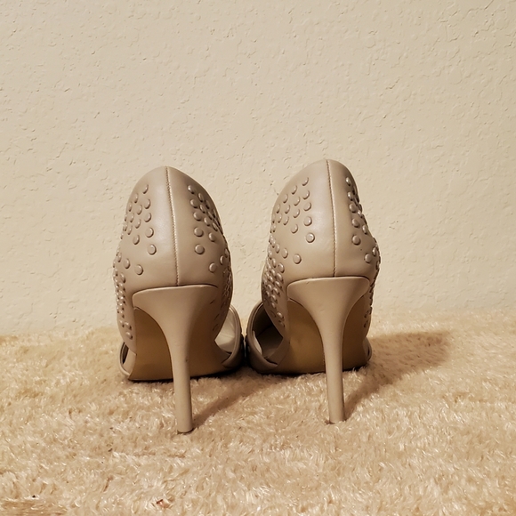 French Connection Tan Studded Heels womens size 8.5 - Picture 3 of 5